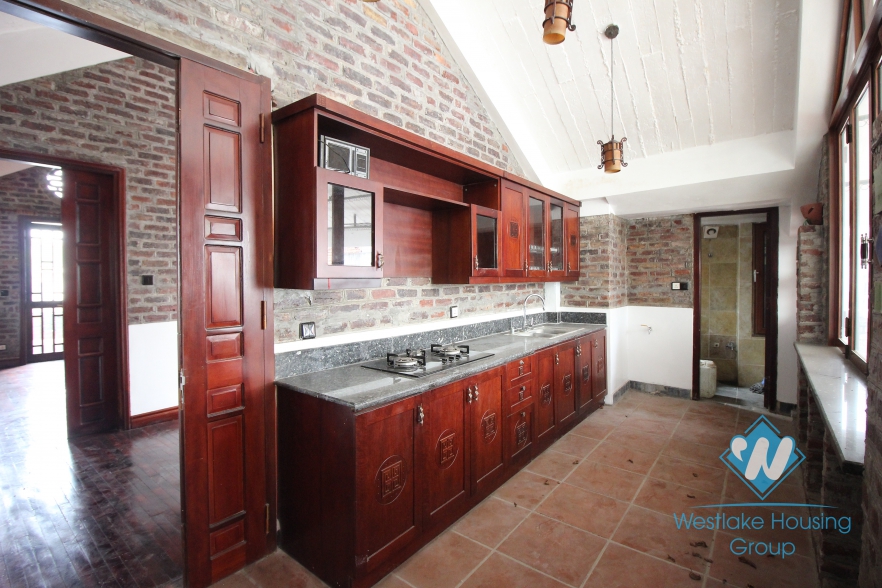 A unique villa with a luscious garden and swimming pool for rent in Tay Ho